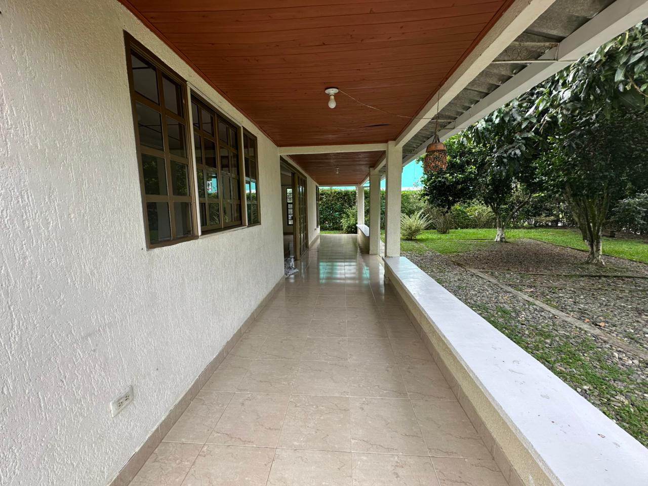 Casa de campo en el Condominio Almendros Barragan Quindío.