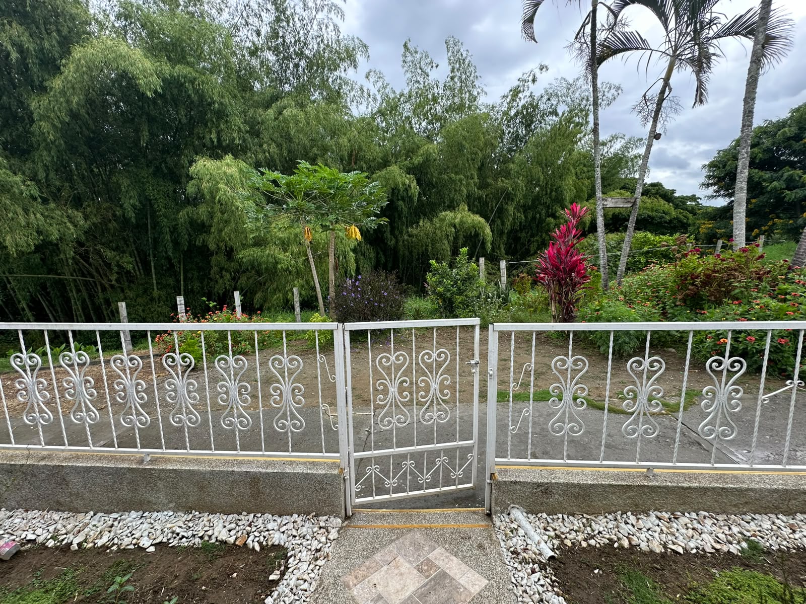 Casa Familiar en el Barrio La Guyana