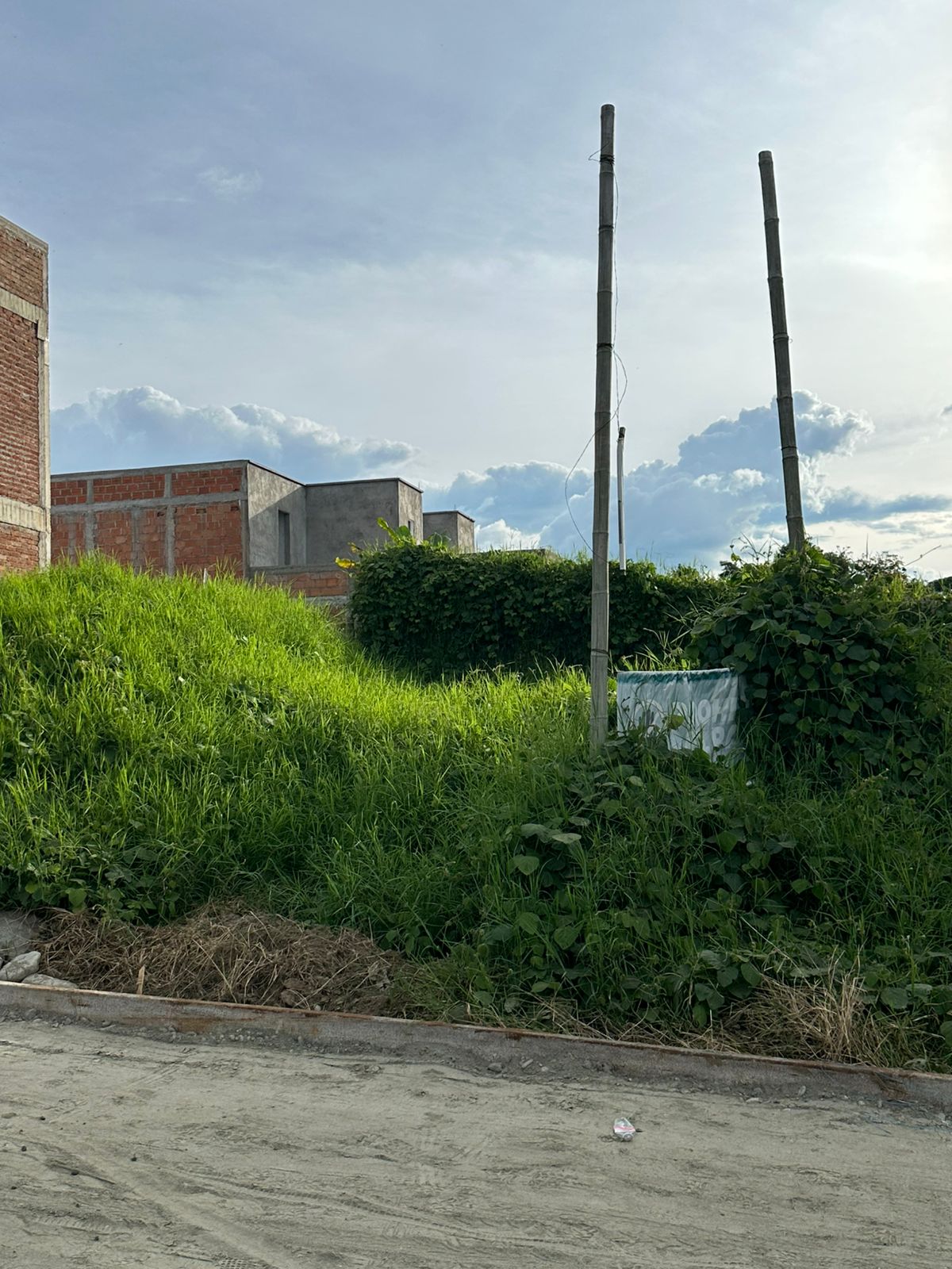 Lote en la Hacienda 1 ( Antiguo Coronel )