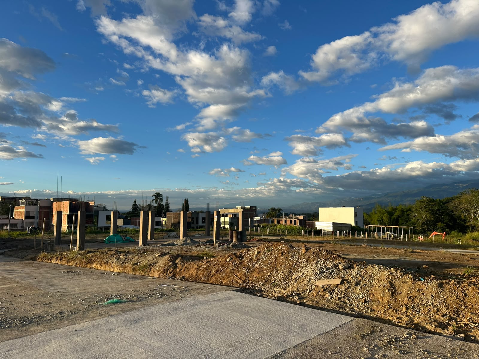 La Hacienda 2, Descripción del proyecto Hacienda 1 y Hacienda 2, en lanzamiento Hacienda 3